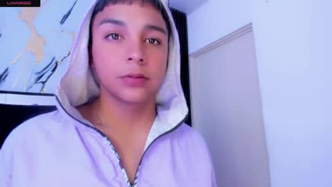 Snapshot of seductivo_jr chatting on May 7, 2026, 5:46 am seductivo online show from May 7, 2026, 5:46 am