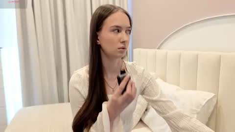 Snapshot of seelexi chatting on June 17, 2026, 9:45 am Seelexi online show from June 17, 2026, 9:45 am