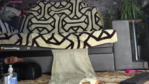 Angie online show from February 2, 2025, 3:07 pm