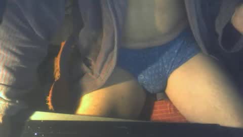 Snapshot of seigneurdc09 chatting on September 24, 2025, 7:12 am seigneurdc09 online show from September 24, 2025, 7:12 am