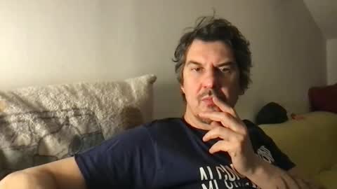 Grade2 online show from March 19, 2026, 11:09 pm