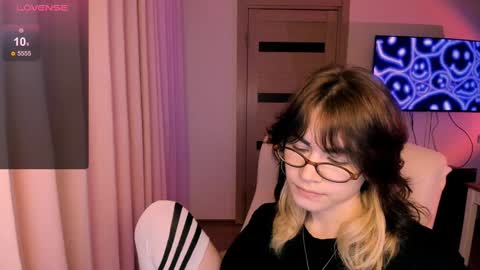 Snapshot of selectrra chatting on January 23, 2025, 2:39 pm selectrra online show from January 23, 2025, 2:39 pm