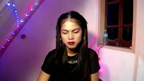 selena_fox2000 online show from June 5, 2026, 10:43 am
