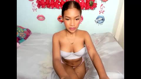 Snapshot of selena_sexi1 chatting on September 11, 2025, 2:06 pm selena_sexi1 online show from September 11, 2025, 2:06 pm
