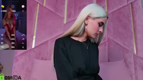 Selena online show from September 28, 2025, 3:45 am