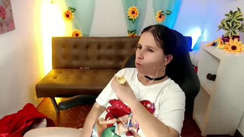 selene online show from February 24, 2025, 5:31 pm