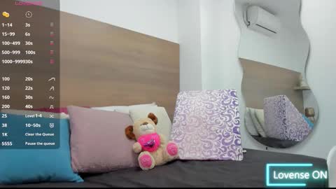 selene online show from March 18, 2026, 7:06 pm