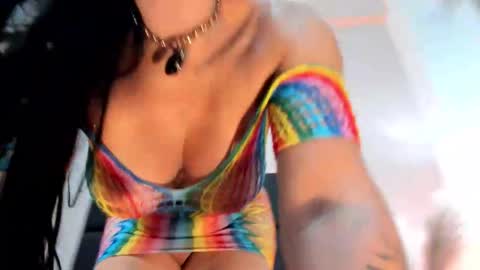 Selene Lujan online show from December 15, 2025, 11:58 am