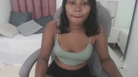 selenne carter online show from February 19, 2026, 12:45 pm