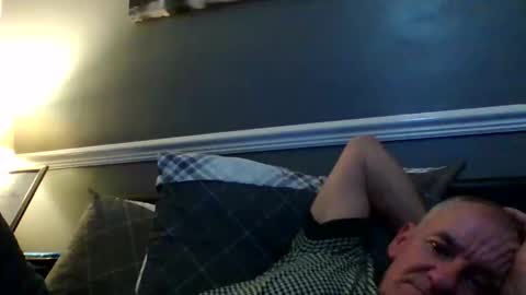 selfsucker28772 online show from November 16, 2025, 9:53 pm