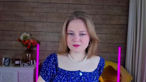 SelinSwarovski online show from February 10, 2025, 7:38 pm