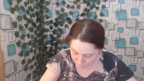 Sellavix online show from March 10, 2025, 6:45 pm