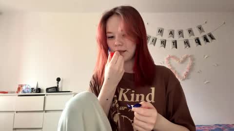 Snapshot of selmacalumag chatting on April 4, 2026, 9:29 am Lily online show from April 4, 2026, 9:29 am