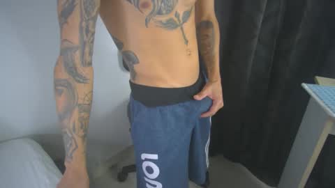 sem_alas online show from February 20, 2025, 10:59 pm