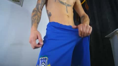 sem_alas online show from October 5, 2025, 8:18 pm