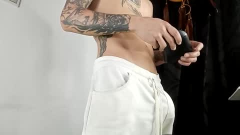 sem_alas online show from October 29, 2025, 10:55 pm