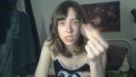 goddess esme  online show from November 15, 2025, 1:14 am