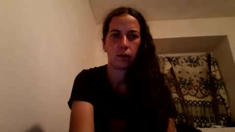 sendiarayl online show from September 12, 2025, 5:35 pm