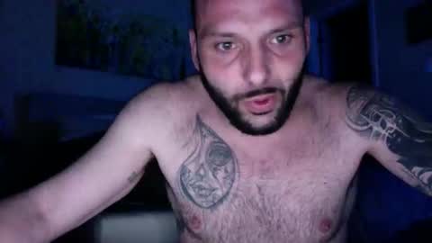 senditquick online show from November 21, 2025, 6:56 am