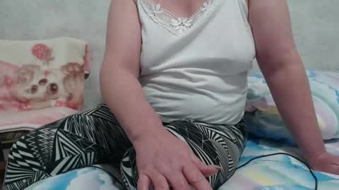 Snapshot of seniorita333 chatting on December 4, 2024, 11:41 am Lenna online show from December 4, 2024, 11:41 am