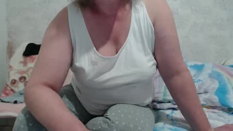 Snapshot of seniorita333 chatting on January 12, 2025, 7:31 pm Lenna online show from January 12, 2025, 7:31 pm