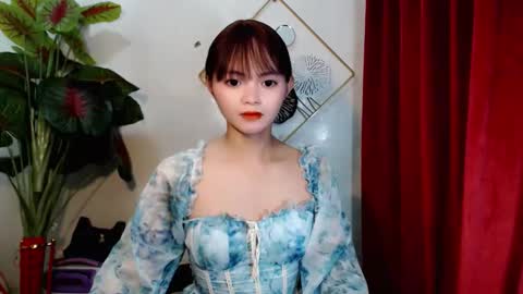 sensational_yeng online show from October 16, 2025, 8:26 am