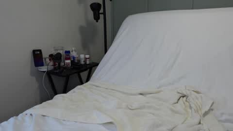 Snapshot of sensatyr chatting on January 2, 2025, 8:35 pm Daddy Dave online show from January 2, 2025, 8:35 pm