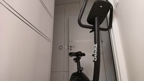 Jasmine online show from April 14, 2026, 3:29 pm