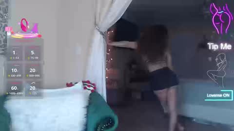 Snapshot of sensual_paradise_ chatting on February 27, 2026, 8:53 pm V online show from February 27, 2026, 8:53 pm