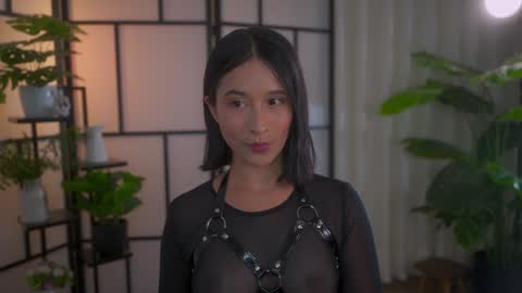 Snapshot of sensualcherry_ chatting on January 19, 2025, 12:17 am Maria- OF sensual bee online show from January 19, 2025, 12:17 am