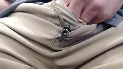 sensual online show from April 23, 2026, 5:48 pm