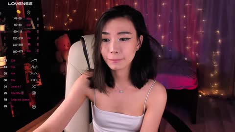 Snapshot of sensualily chatting on December 28, 2024, 9:40 pm Kiki online show from December 28, 2024, 9:40 pm