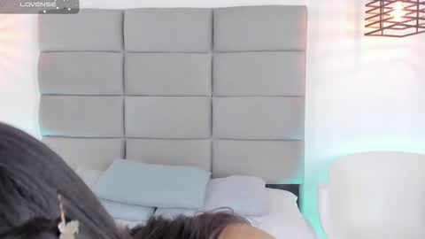 Jeen  online show from January 12, 2026, 7:30 pm