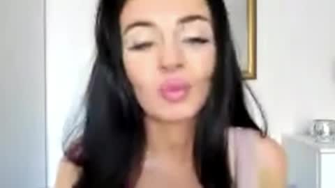 Snapshot of sensuallstella chatting on June 2, 2026, 6:26 am sensuallstella online show from June 2, 2026, 6:26 am