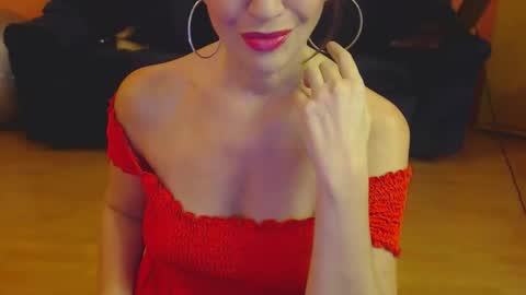 Snapshot of sensualmyra chatting on February 14, 2026, 2:25 pm sensualmyra online show from February 14, 2026, 2:25 pm