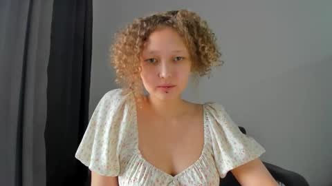 senya_sol online show from February 6, 2026, 8:51 am