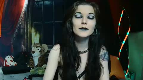 Seraphin Munster online show from February 25, 2025, 7:14 pm