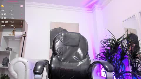 serena___ online show from January 25, 2025, 9:26 am