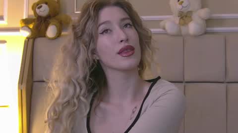 Serena online show from June 9, 2026, 8:37 am