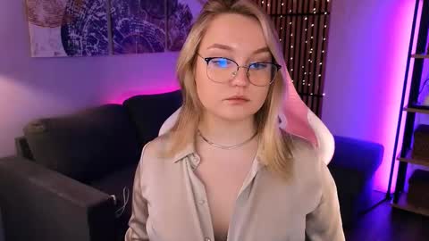 Snapshot of serena_johnsons chatting on February 24, 2026, 8:01 am Serena online show from February 24, 2026, 8:01 am