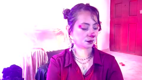 Serena Xyz online show from October 31, 2025, 8:54 pm