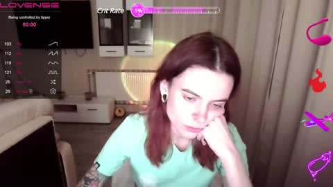 Snapshot of serenamilss chatting on December 21, 2024, 5:40 pm serenamilss online show from December 21, 2024, 5:40 pm