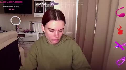 Snapshot of serenamilss chatting on October 5, 2025, 8:56 am serenamilss online show from October 5, 2025, 8:56 am