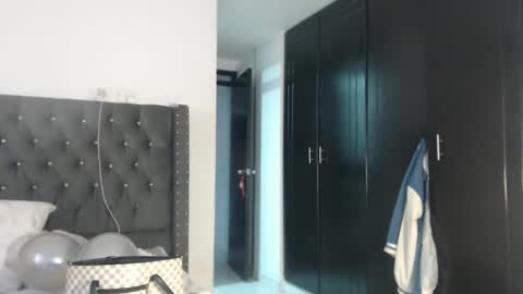 sararoussee online show from January 4, 2025, 10:13 pm