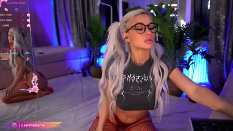 Serene Sophiex online show from January 29, 2025, 9:17 pm