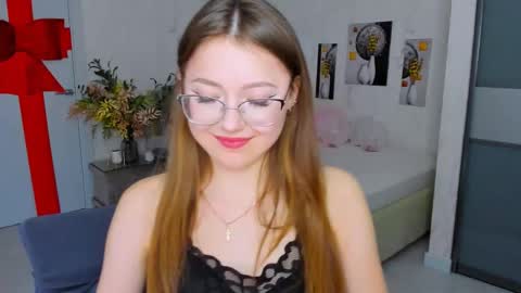 Ophelia online show from February 24, 2025, 10:36 pm