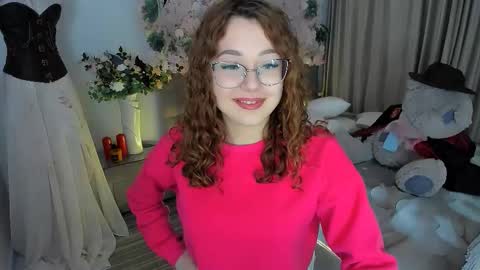 Ophelia online show from November 5, 2025, 4:07 pm