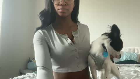 Serenity Bee   online show from March 1, 2026, 5:48 pm