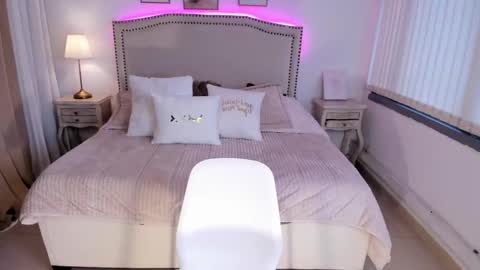 Serenna Cruz online show from March 4, 2025, 8:27 pm