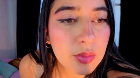 Serenna Cruz online show from December 4, 2025, 10:07 pm